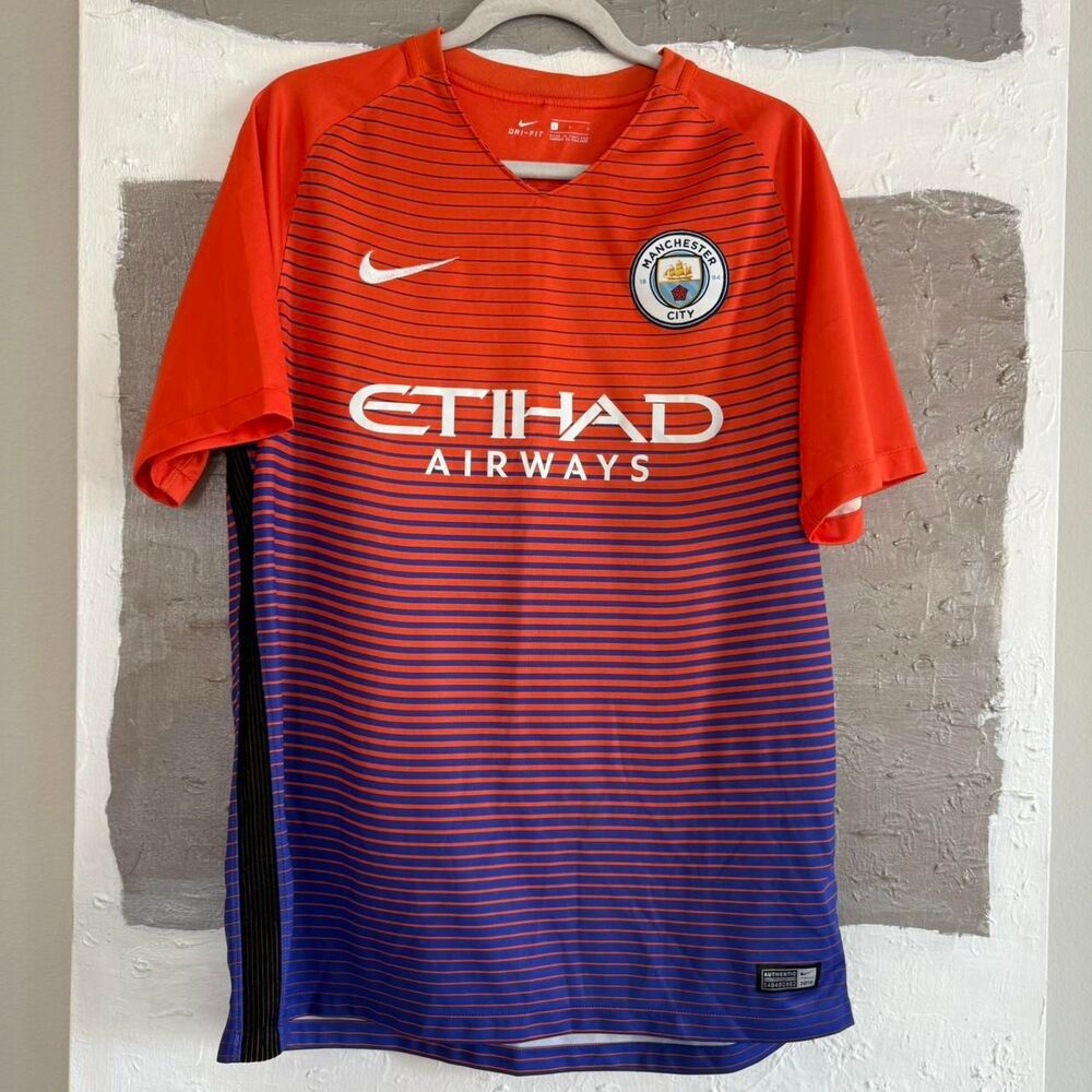 Nike Manchester City 2016/7 soccer jersey